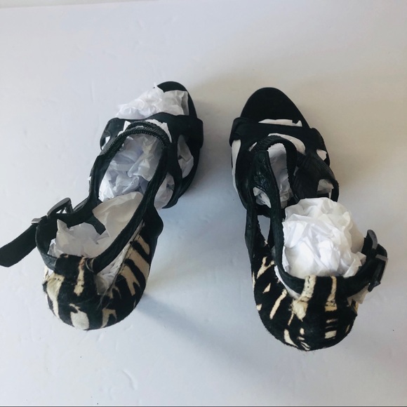 IDORE Leather Shoes - Picture 7 of 16